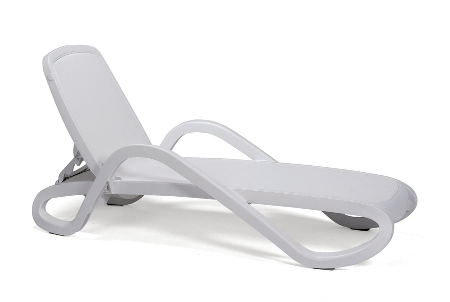 Bain de soleil Alfa — transat de piscine à structure tubulaire polypropylène