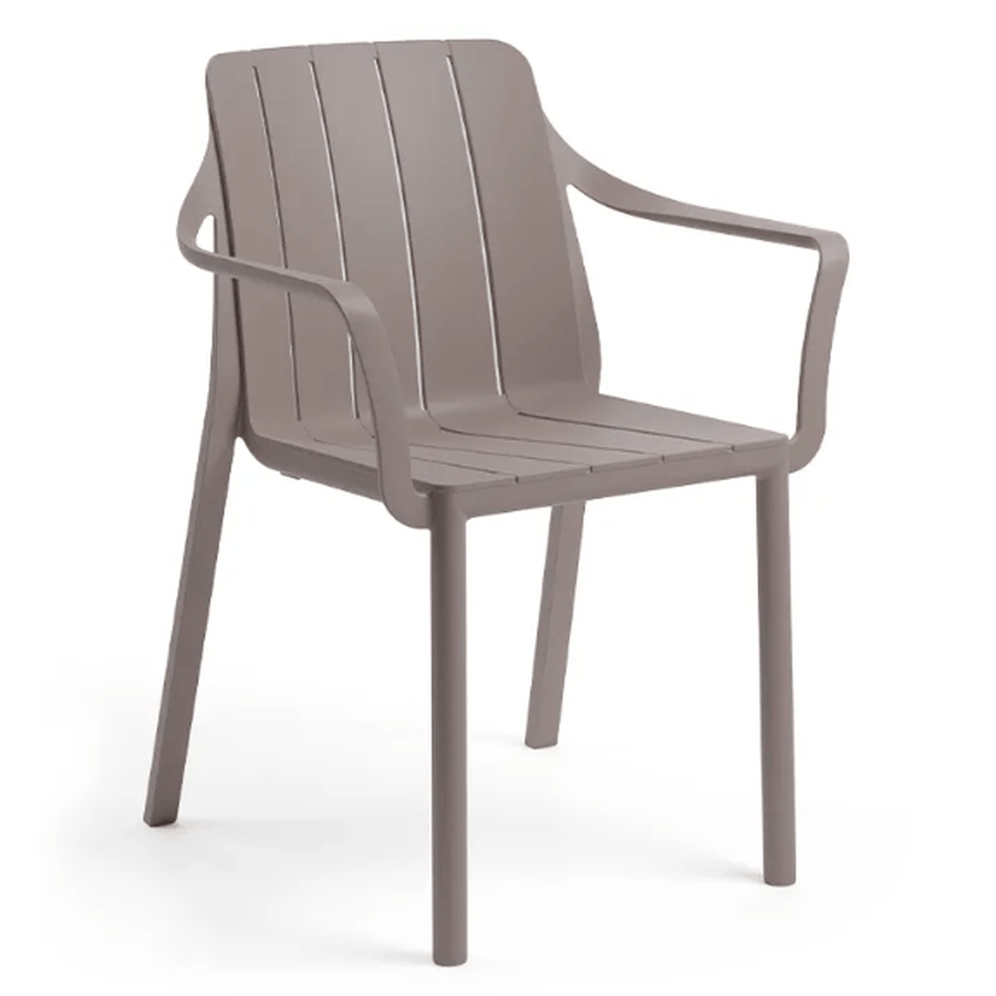 Fauteuil Tiberina — fauteuil de terrasse à fines lattes verticales serrées