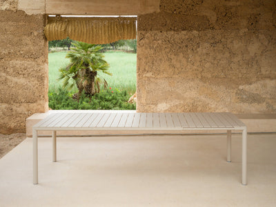 Table extensible Tevere 147 Nardi – mise en scène terrasse