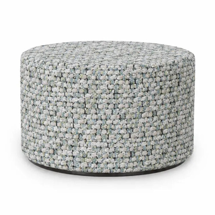 Pouf Lena — pouf d'appoint 64 x 64 cm en tissu bouclé pour hall d'hôtel