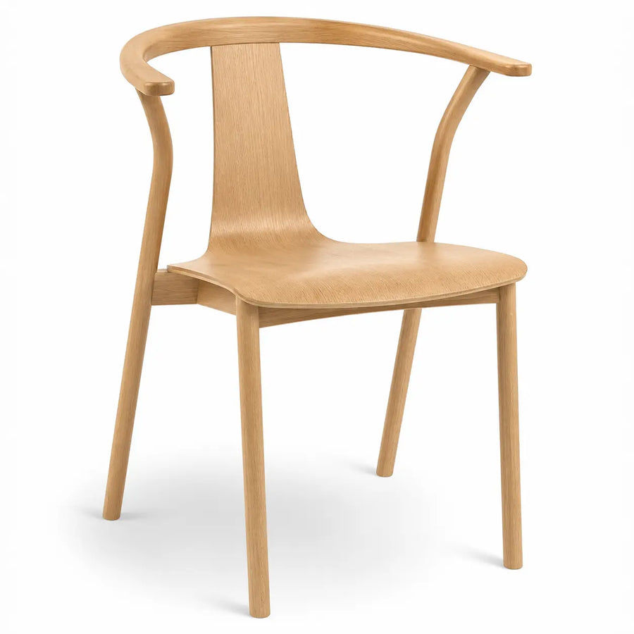 Fauteuil Chloe — fauteuil de restaurant empilable à accoudoirs et silhouette élancée