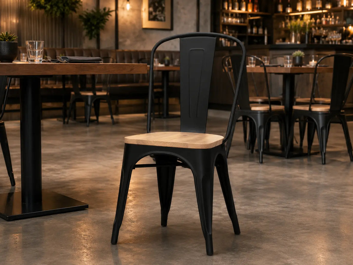 Chaise Bari
