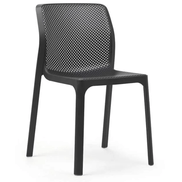 Chaise Bit