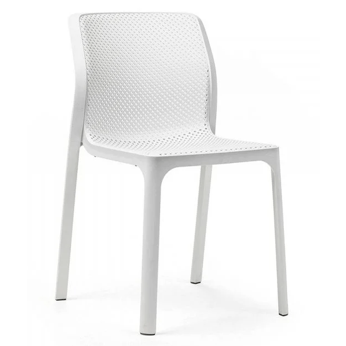Chaise Bit