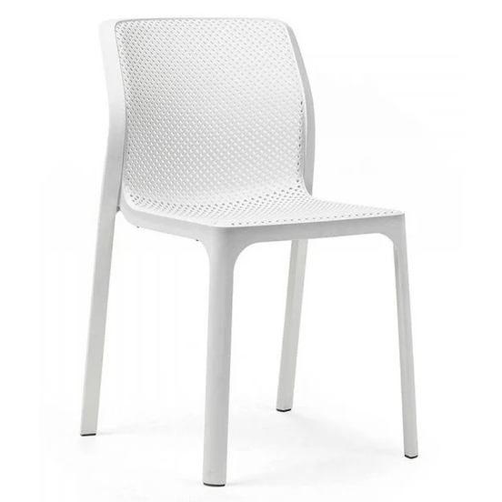 Chaise Bit