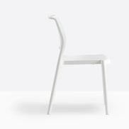 Chaise Ara blanche vue de profil