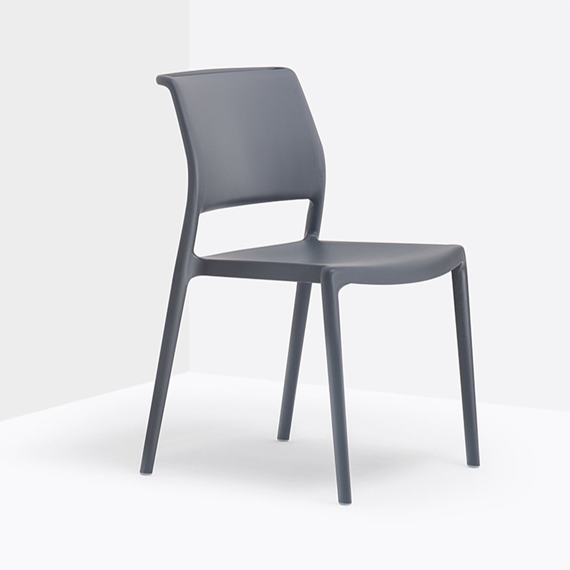 Chaise Ara Pedrali gris anthracite