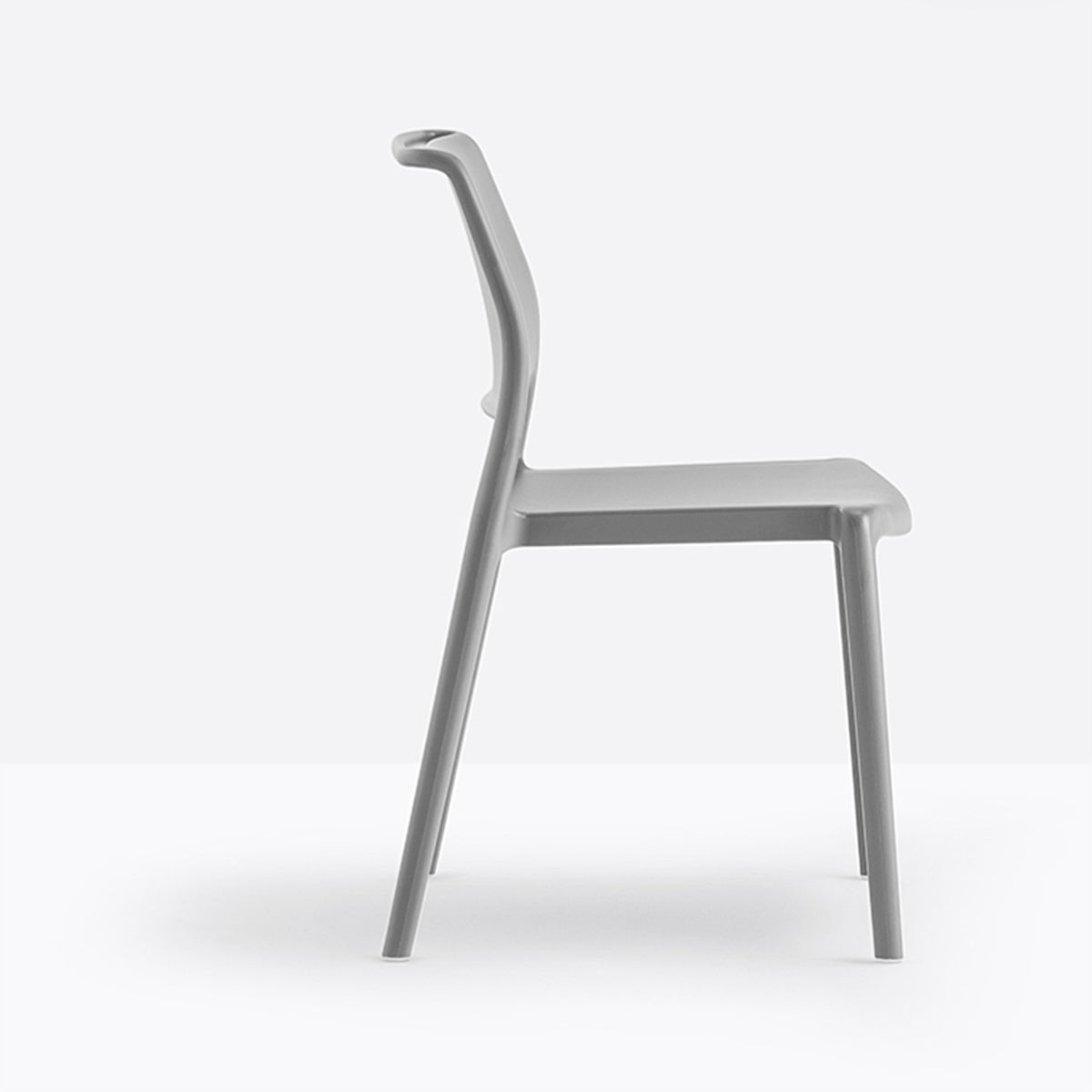 Chaise Ara Pedrali gris clair