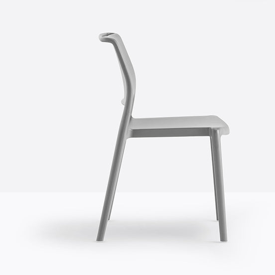 Chaise Ara Pedrali gris clair