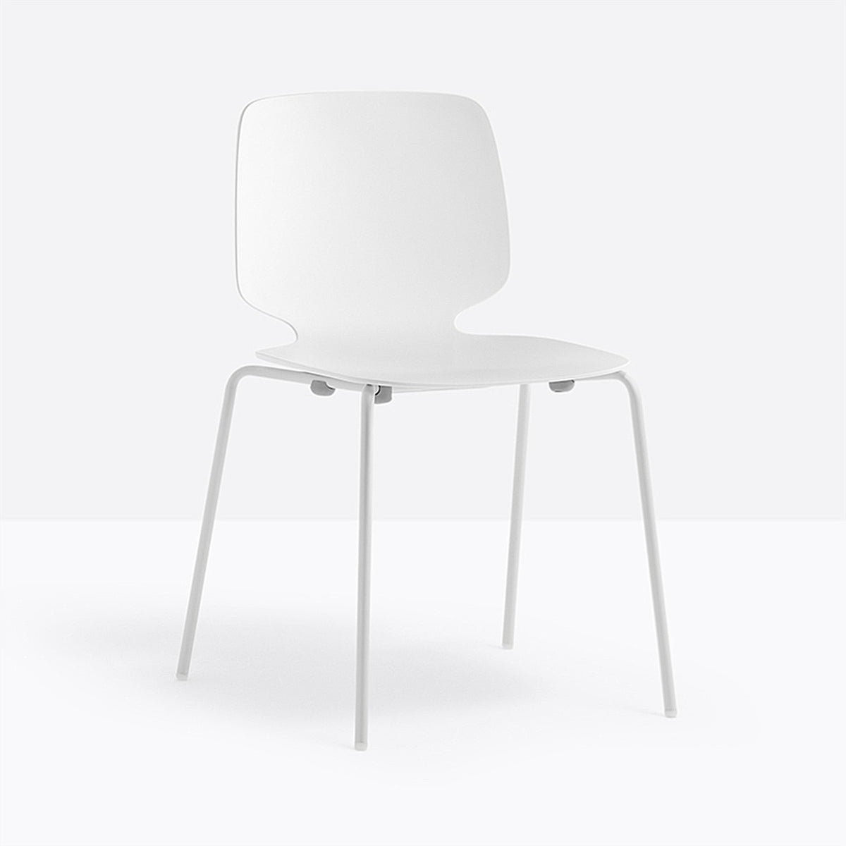 Chaise Babila blanche, autre vue