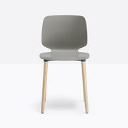 Chaise Babila grise vue de face