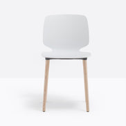 Chaise Babila blanche vue de face