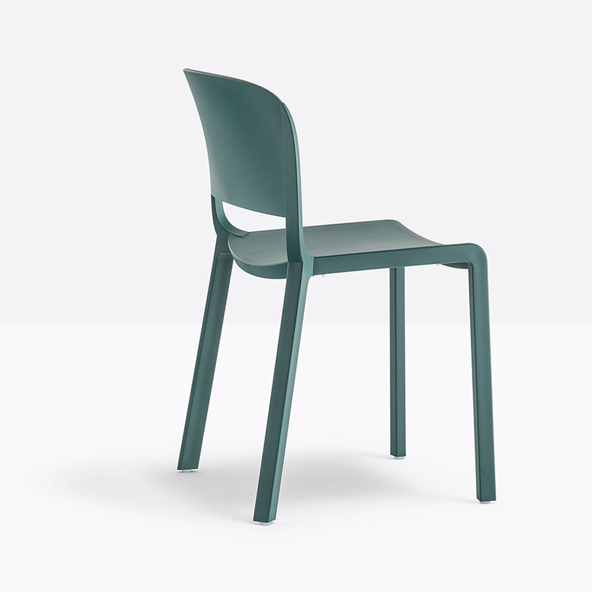 Chaise Dome vert foncé vue de profil