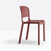 Chaise Dome Pedrali rouge brique