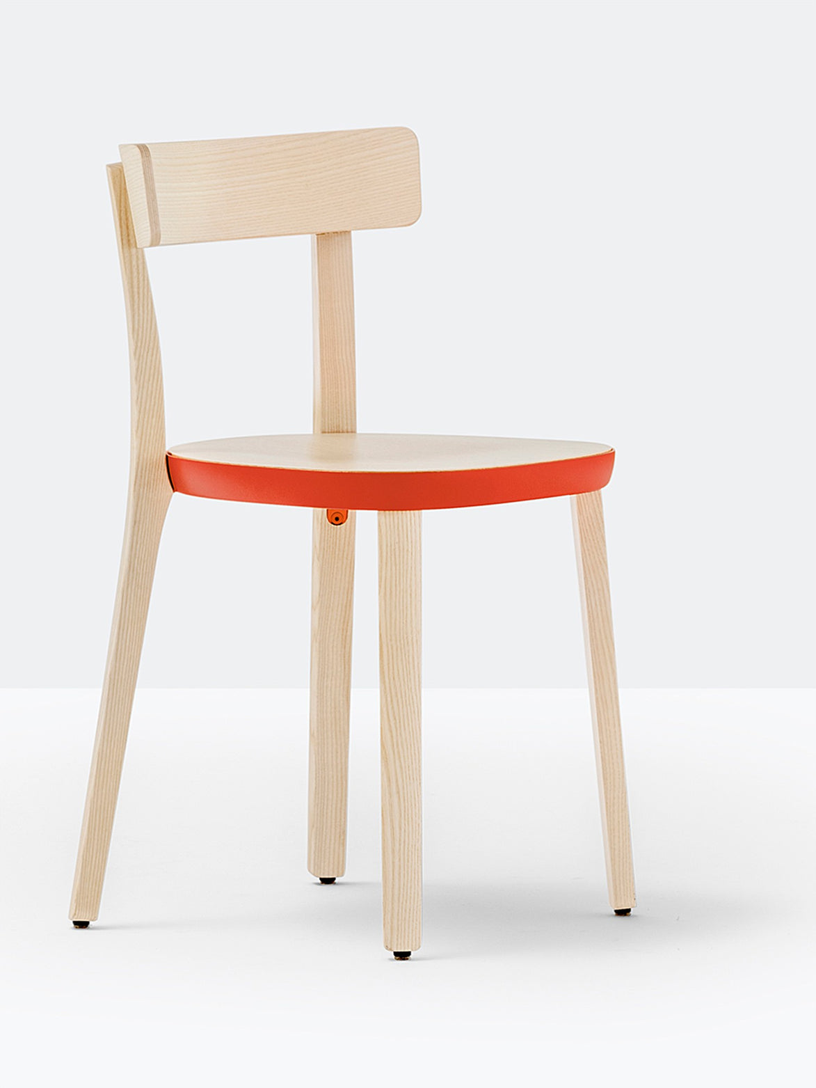 Chaise Folk vue de profil