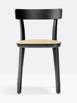 Chaise Folk cannée Pedrali noire