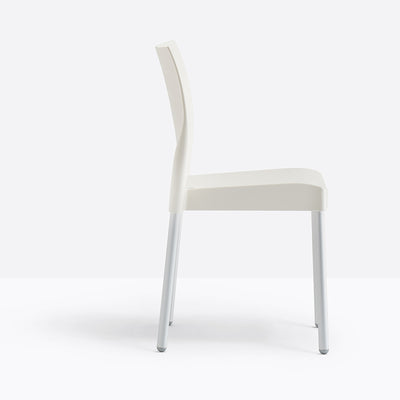 Chaise Ice ivoire vue de profil