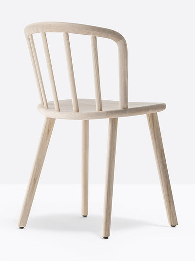 Chaise Nym frêne vue de dos