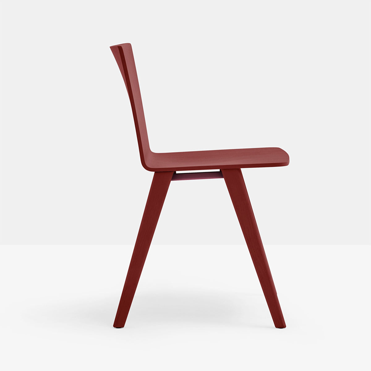 Chaise Osaka laquée rouge rubis