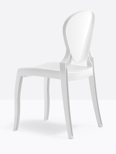 Chaise Queen blanche vue de trois quarts