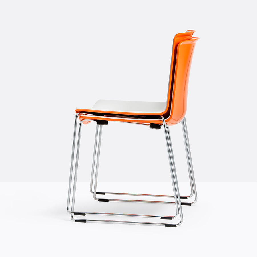 Chaise Tweet luge Pedrali blanc et orange, structure chromée