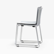 Chaise Tweet luge blanc et beige, structure chromée