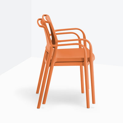 Fauteuil Ara orange vue de profil