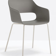 Fauteuil Babila gris, structure beige clair