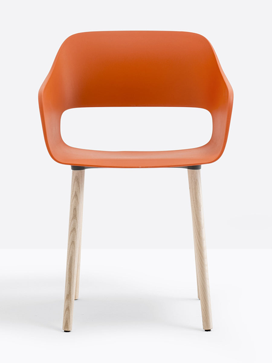 Fauteuil Babila Pedrali orange, pieds en frêne