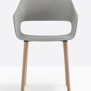 Fauteuil Babila pieds bois 2755 Pedrali, coque gris, pieds noyer