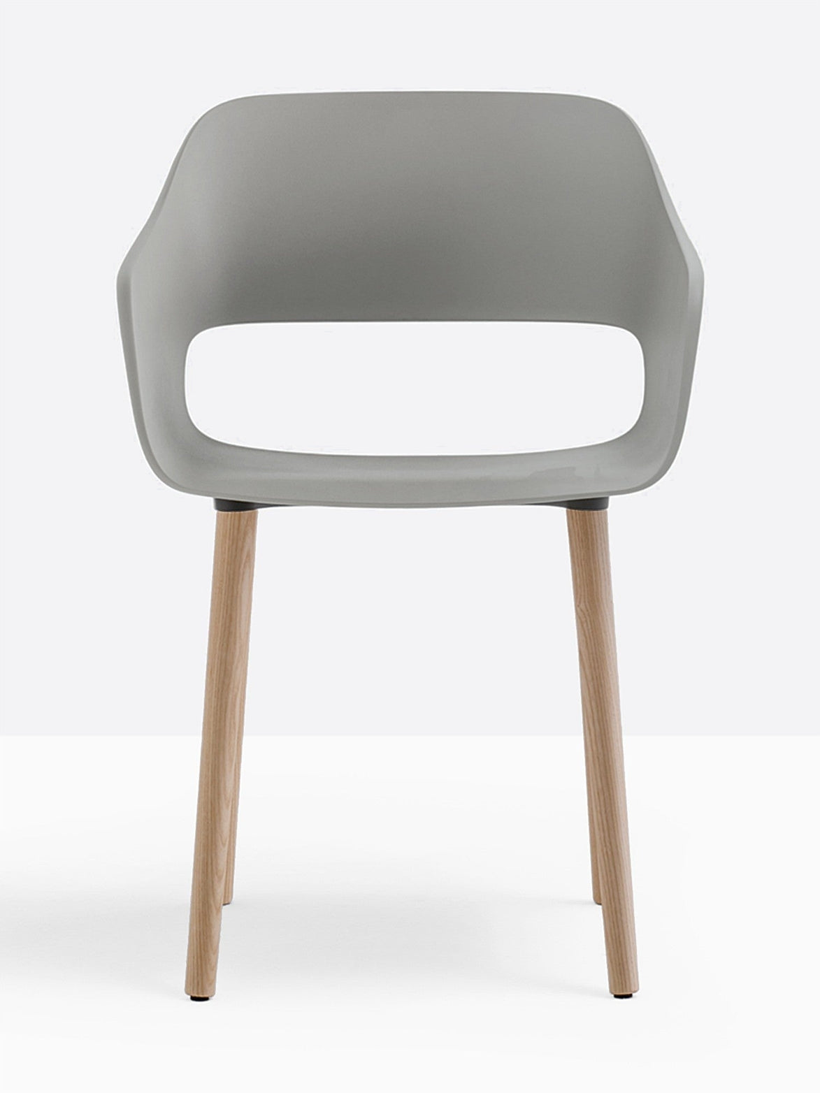 Fauteuil Babila pieds bois 2755 Pedrali, coque gris, pieds noyer