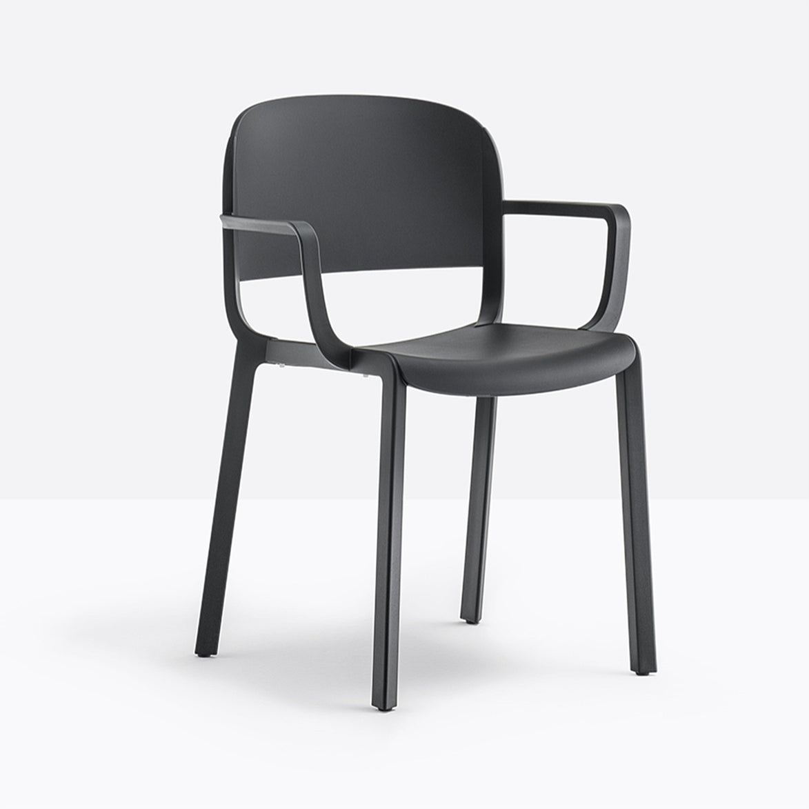 Fauteuil bistrot Dome Pedrali noir en polypropylène