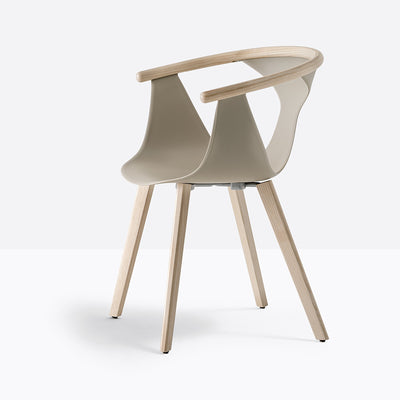 Fauteuil Fox sable vue de trois quarts