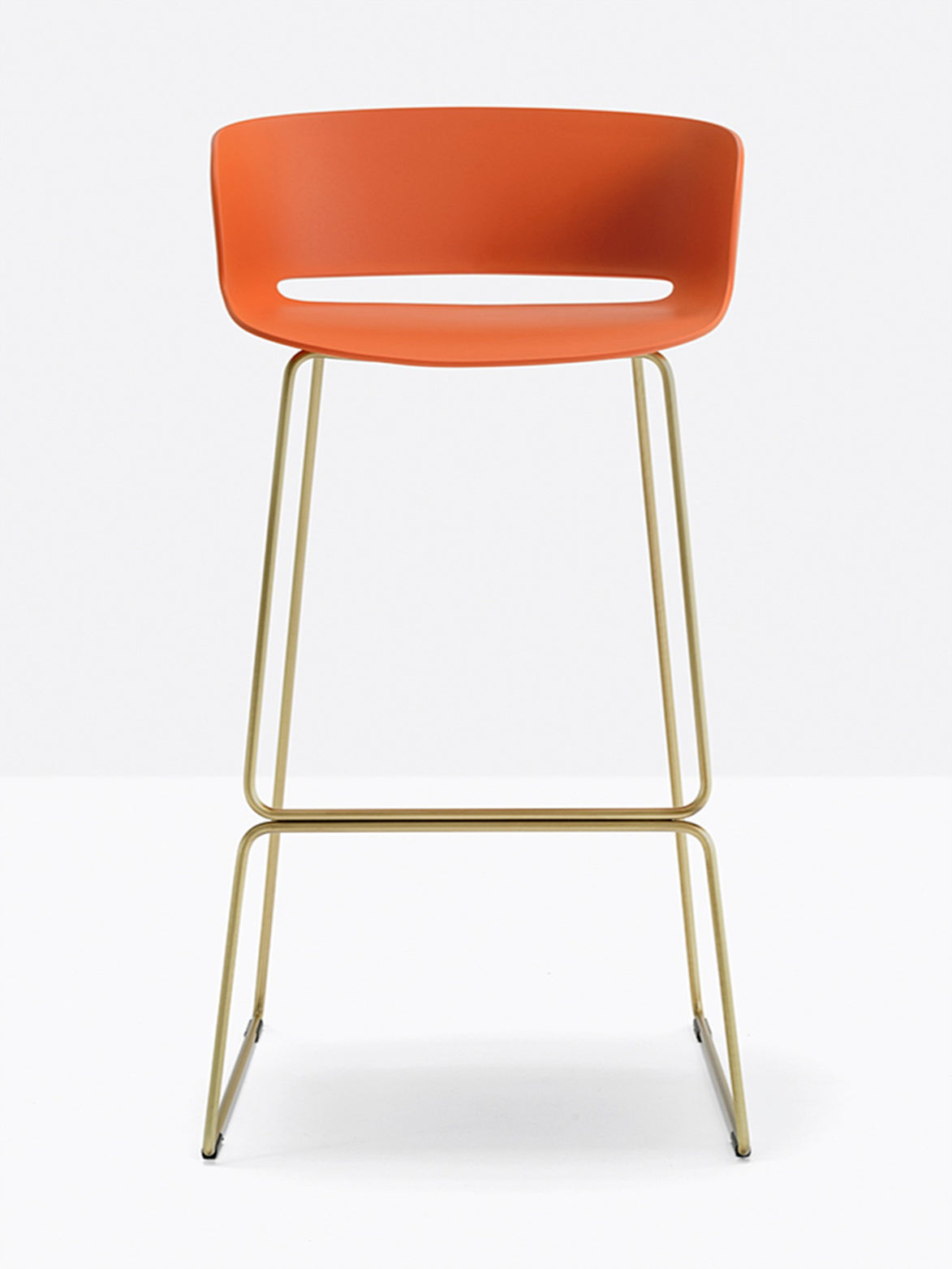 Tabouret de bar Babila orange, structure laiton vieilli