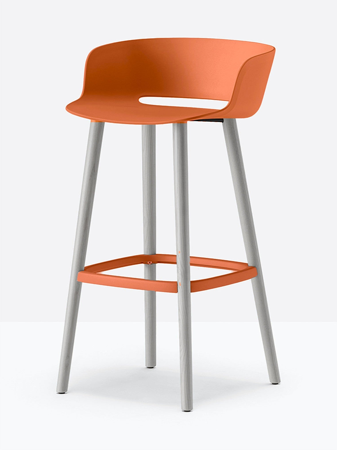 Tabouret de bar Babila pieds bois 2757 / 2758 Pedrali, coque orange, pieds gris clair