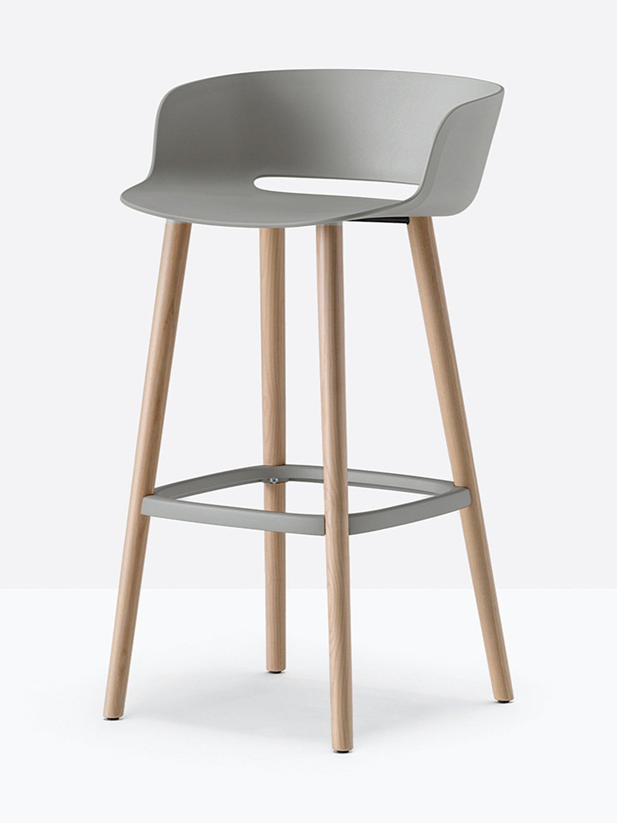 Tabouret de bar Babila pieds bois 2757 / 2758 Pedrali, coque gris, pieds noyer