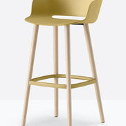 Tabouret de bar Babila pieds bois 2757 / 2758 Pedrali, coque jaune moutarde, pieds frêne naturel