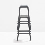 Tabourets Dome sans dossier gris anthracite empilés