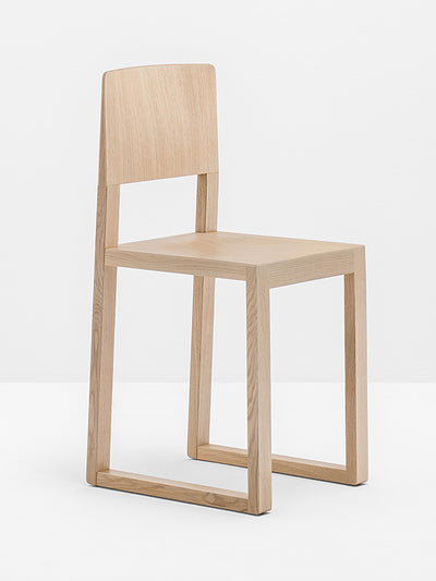 Chaise Brera 380 chêne blanchi vue de trois quarts