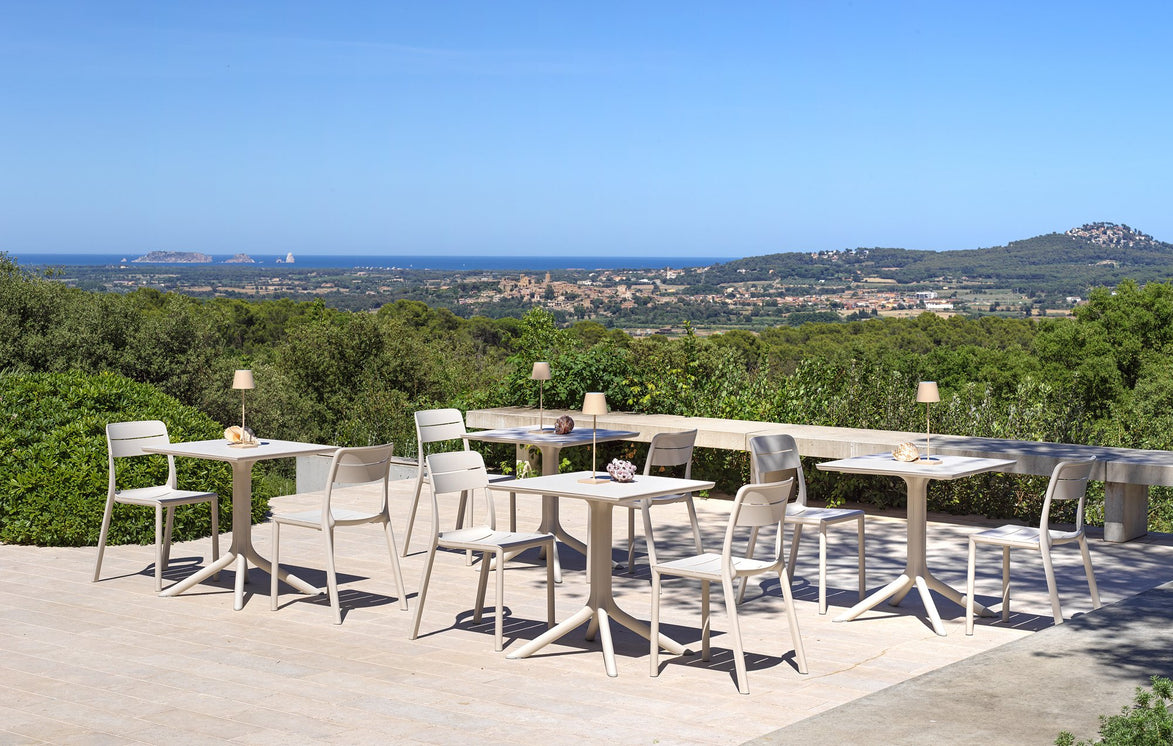 Chaise Cassia Bistrot Nardi – mise en scène terrasse