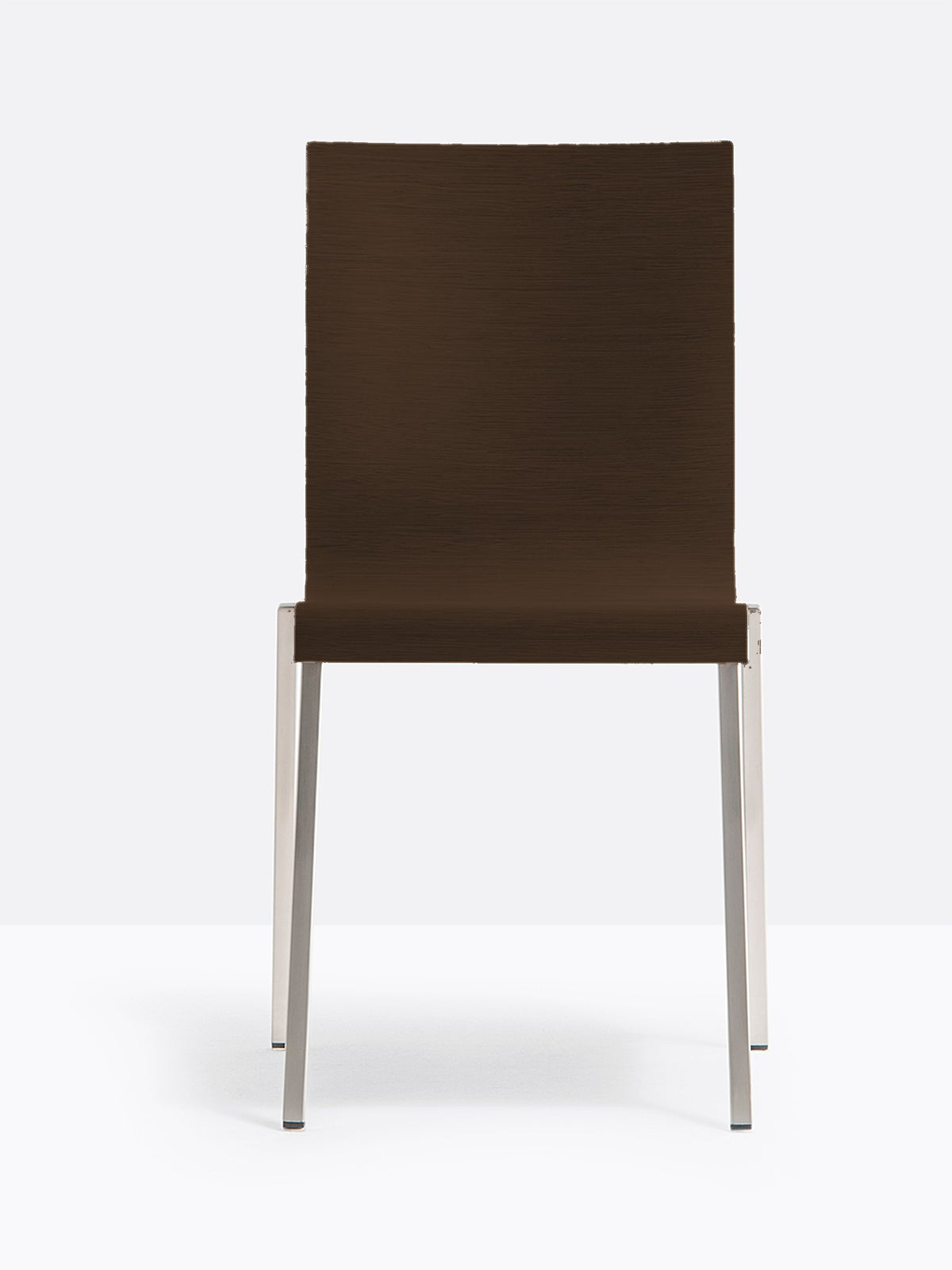 Chaise Kuadra Pedrali pieds carrés, bois wengé