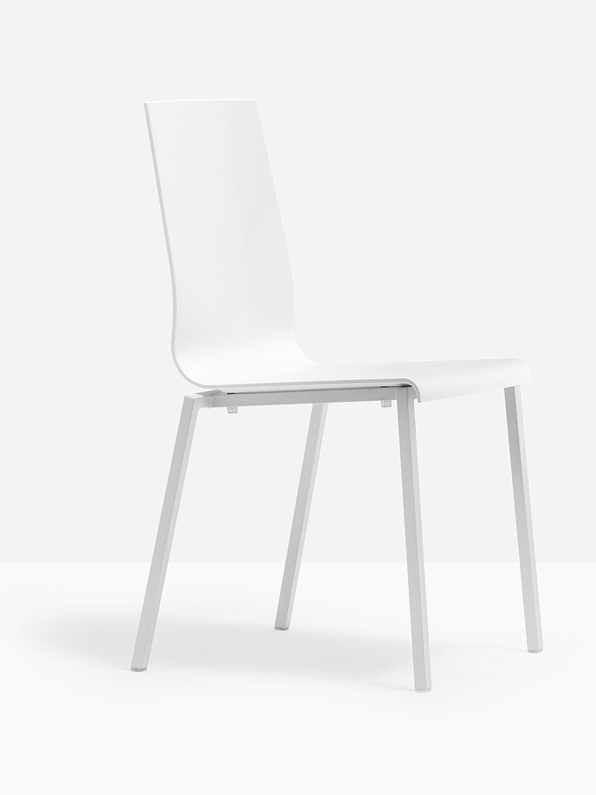 Chaise Kuadra 1101 / 1321 Pedrali, coque blanche