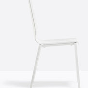 Chaise Kuadra 1101 / 1321 Pedrali, coque blanche
