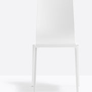 Chaise Kuadra 1101 / 1321 Pedrali, coque blanche