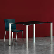 Chaise Kuadra XL 2401 / 2411 Pedrali en situation, restaurant