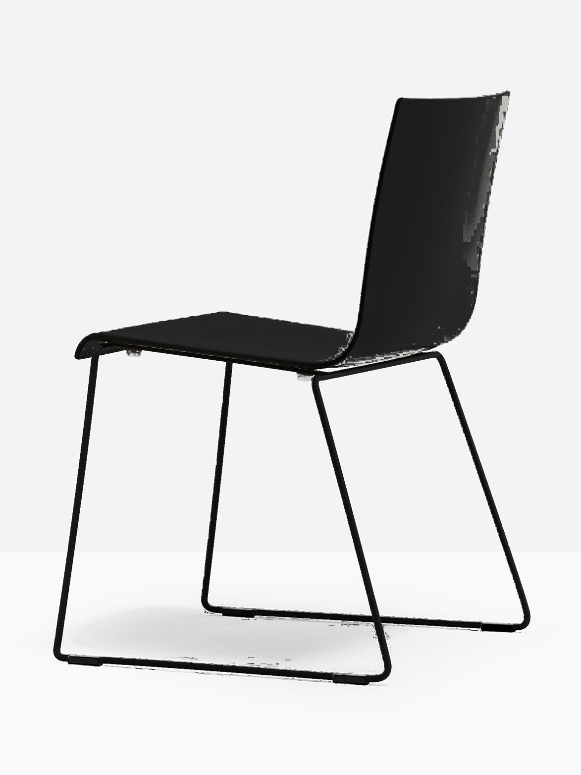 Chaise Kuadra XL luge 2409 / 2419 Pedrali, coque noire