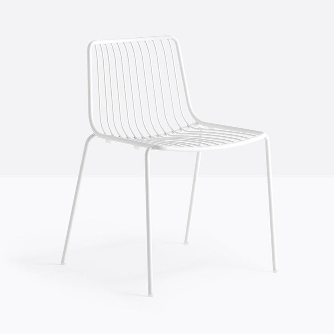 Chaise Nolita blanche vue de profil