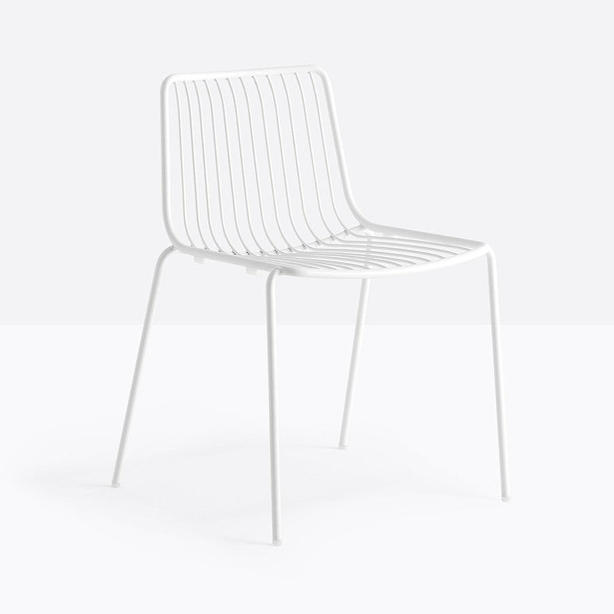 Chaise Nolita blanche vue de profil
