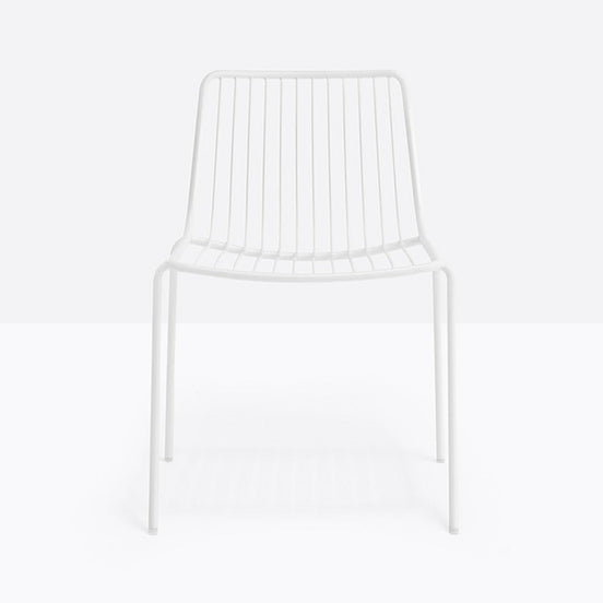 Chaise Nolita Pedrali blanche, terrasse restaurant