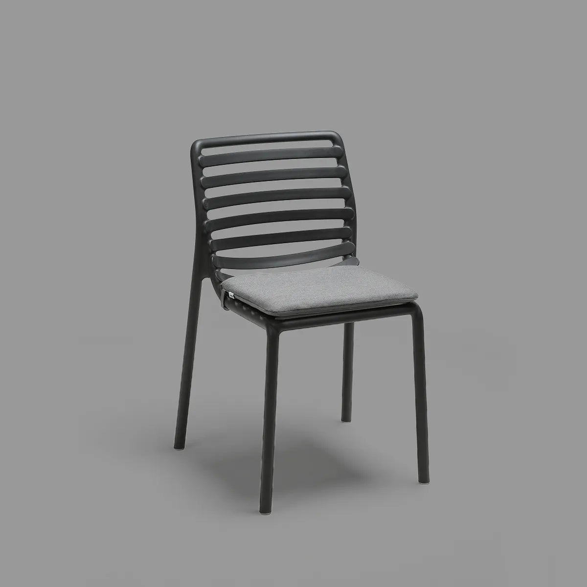 Coussin Doga Bistrot Nardi – en situation